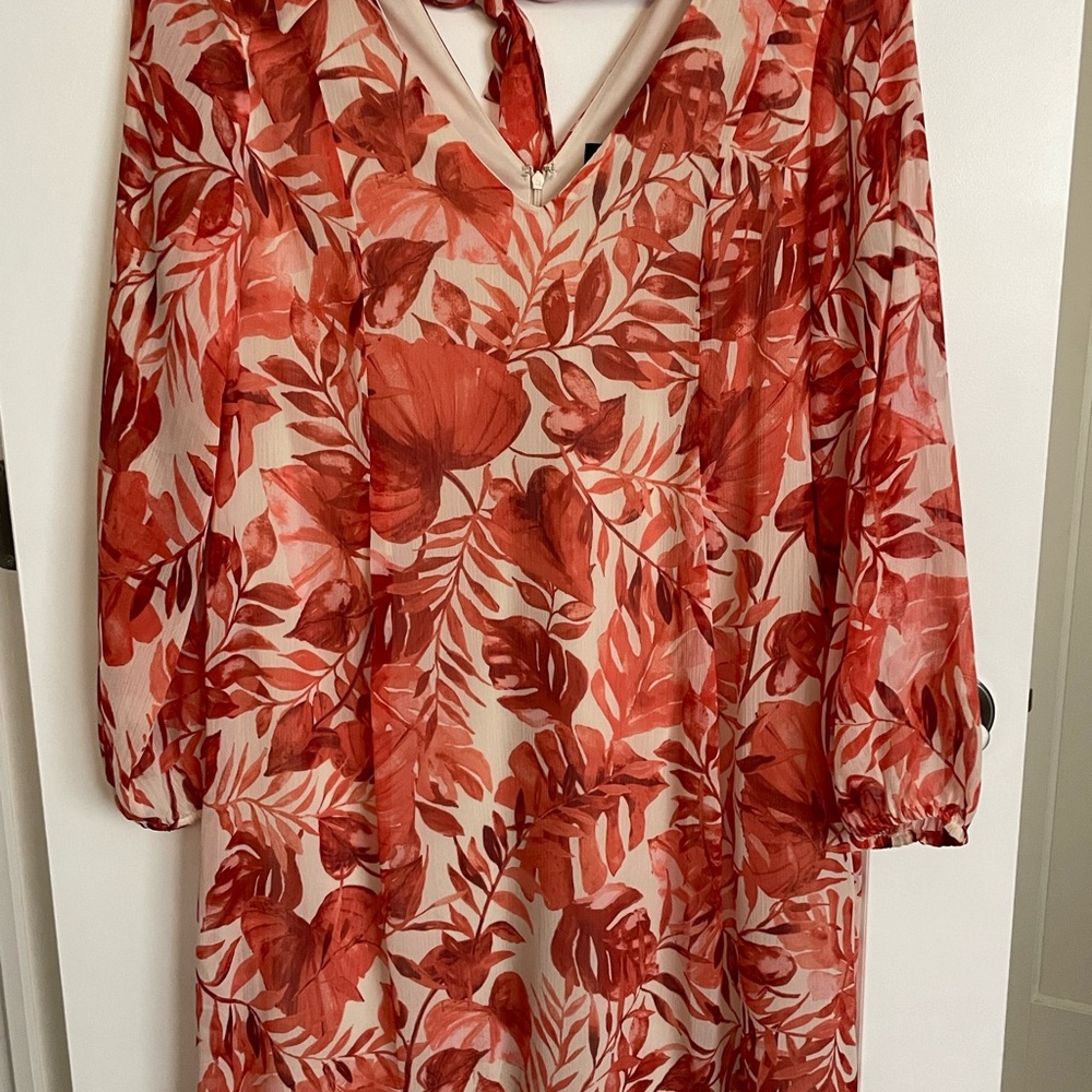 INC V-neck shift dress size L